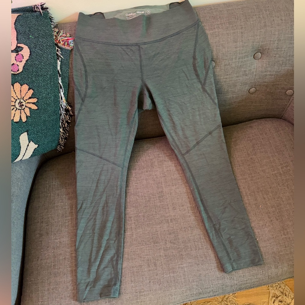 Outdoor Voices Women's Warm Up Legging in Green Size Medium - Picture 3 of 6